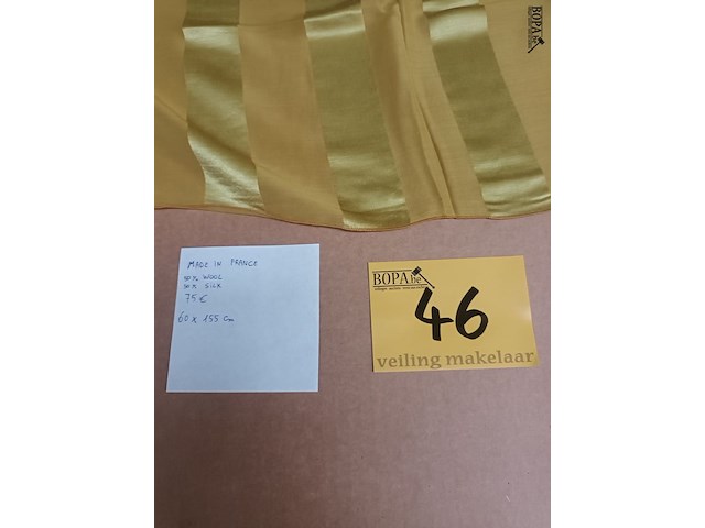 Lot 46 - sjaal in wol en zijde - afbeelding 3 van  3