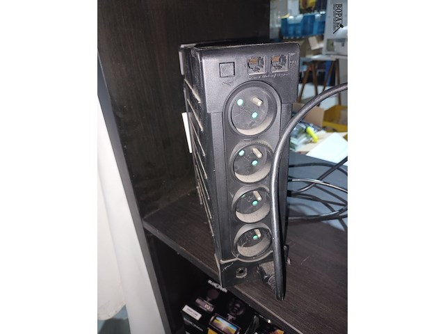 Lot 46 - ups eaton ellipse - afbeelding 3 van  3