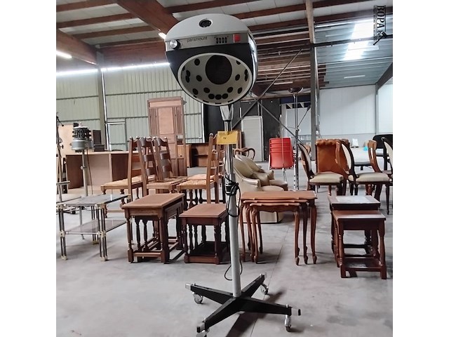 Lot 46 - vintage paramount 3000 haardroger op statief - afbeelding 2 van  2