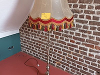 Lot 46 - vintage vloerlamp - afbeelding 1 van  3