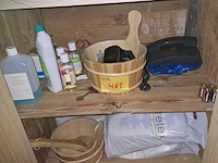 Lot 461 - diversen. inhoud kast - afbeelding 1 van  1