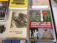 Lot 466 - militairia. 24 stuks - afbeelding 2 van  6