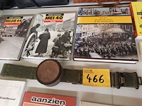 Lot 466 - militairia. 24 stuks - afbeelding 3 van  6