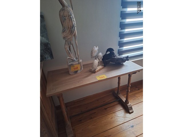 Lot 467 - houten café tafel - afbeelding 1 van  1