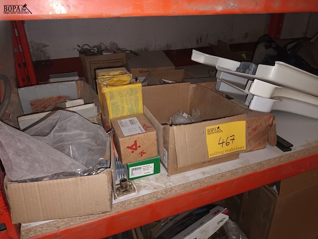 Lot 467 - montage materiaal en onderdelen - afbeelding 3 van  7
