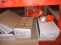 Lot 468 - divers werkmateriaal - afbeelding 7 van  8