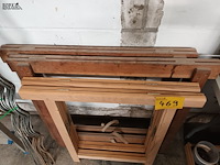Lot 469 - houten schragen. 4 stuks - afbeelding 2 van  3