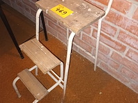 Lot 469 - keukentrapje - afbeelding 3 van  3