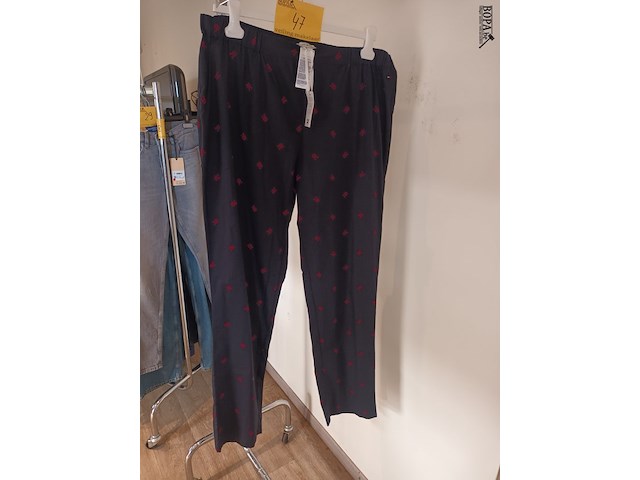 Lot 47 - broek tommy hilfiger maat xl - afbeelding 4 van  4