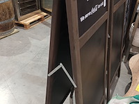 Lot 47 - dubbelzijdig stoepbord - afbeelding 3 van  3