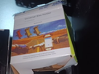 Lot 47 - gsm houders en dashcam. 3 stuks - afbeelding 4 van  5