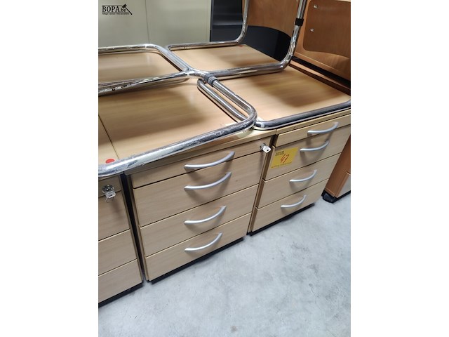 Lot 47 - ladenblokjes - 2 stuks - afbeelding 1 van  2