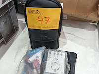 Lot 47 - meettoestellen kyoritsu. 2 stuks - afbeelding 1 van  4