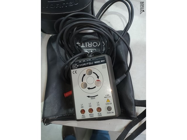 Lot 47 - meettoestellen kyoritsu. 2 stuks - afbeelding 2 van  4