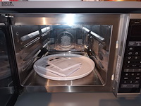 Lot 47 - microgolfoven sharp - afbeelding 2 van  5