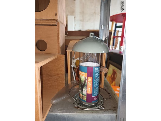 Lot 47 - partij vogelbakjes en accessoires - afbeelding 5 van  5