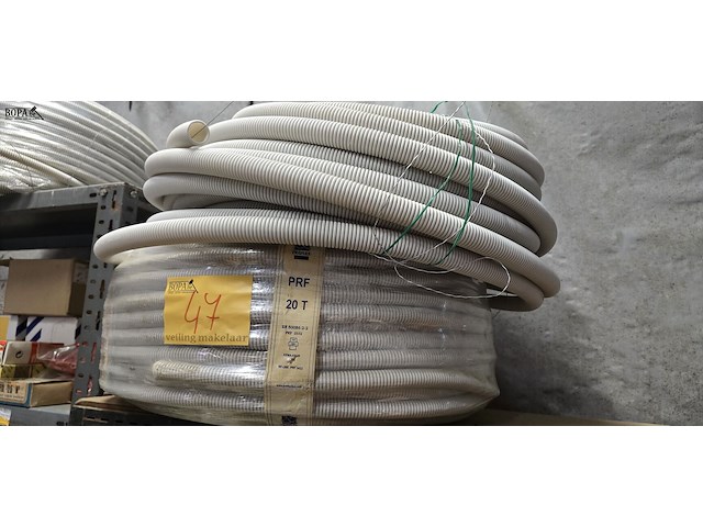 Lot 47 - preflex rol 1 volle + 1 rest - afbeelding 1 van  2