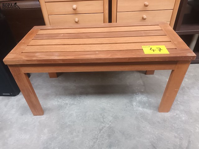 Lot 47 - salontafel in teak - afbeelding 3 van  4