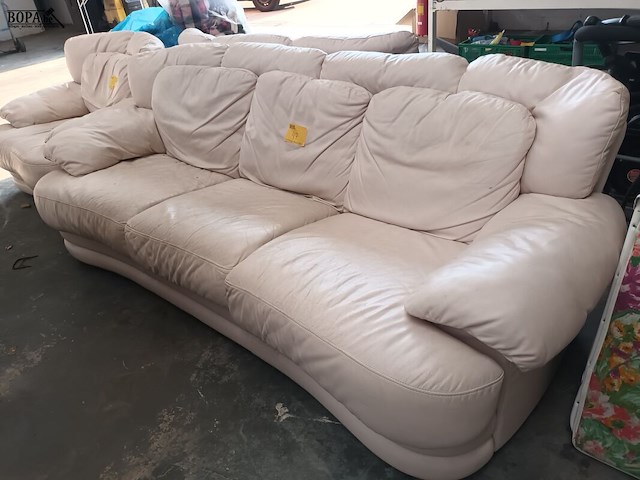 Lot 47 - sofa 3-zit - afbeelding 1 van  3