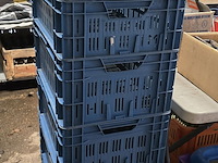 Lot 47 - stapelbakken 6 stuks - afbeelding 1 van  2