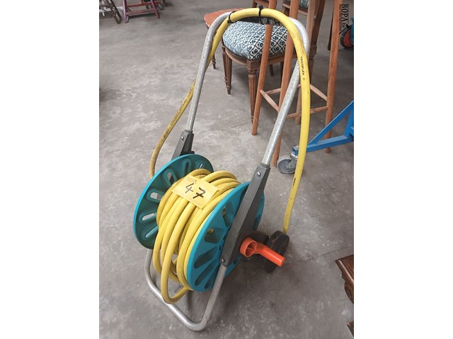 Lot 47 - tuinslang op haspel gardena - afbeelding 1 van  3