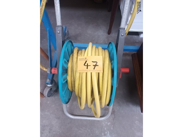 Lot 47 - tuinslang op haspel gardena - afbeelding 2 van  3