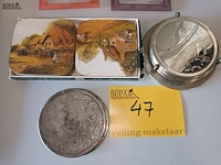 Lot 47 - vintage onderleggers - afbeelding 3 van  3