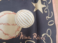 Lot 47 - zijden sjaal nina ricci - afbeelding 3 van  4