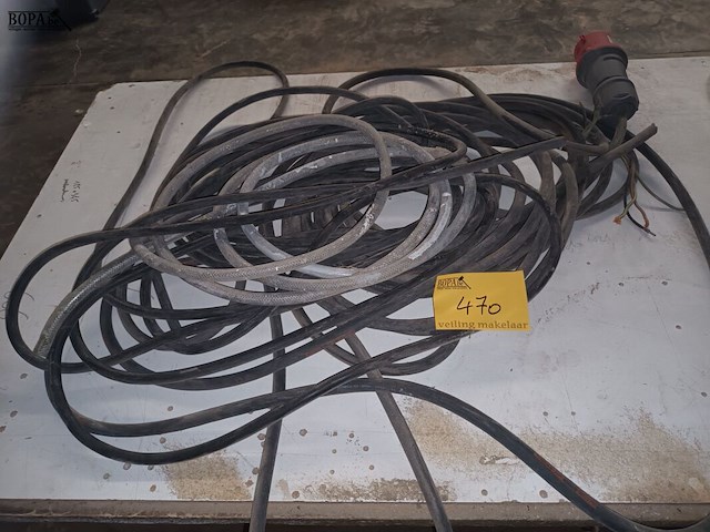 Lot 470 - kabel 400 v - afbeelding 1 van  2