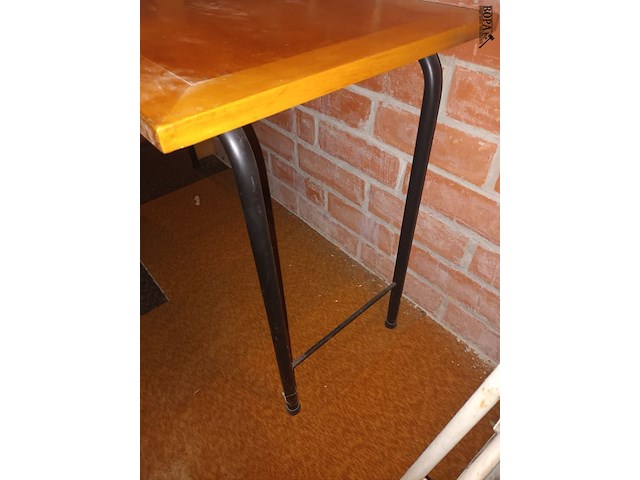 Lot 470 - tafeltje - afbeelding 3 van  4