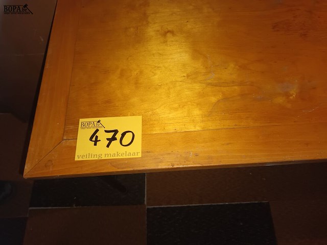 Lot 470 - tafeltje - afbeelding 4 van  4