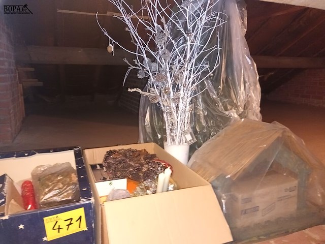 Lot 471 - kerstdecoratie - afbeelding 1 van  5