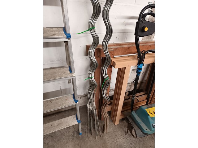 Lot 471 - plantstokken. 25 stuks - afbeelding 1 van  3