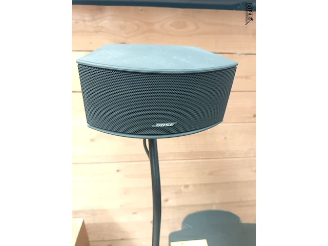 Lot 472 - muziekinstallatie bose - afbeelding 2 van  7