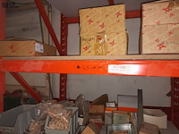 Lot 473 - bevestigingsmateriaal. inhoud rek - afbeelding 2 van  8