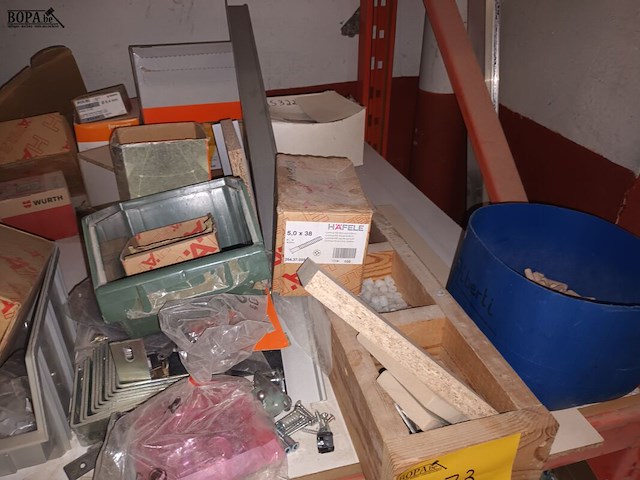 Lot 473 - bevestigingsmateriaal. inhoud rek - afbeelding 4 van  8