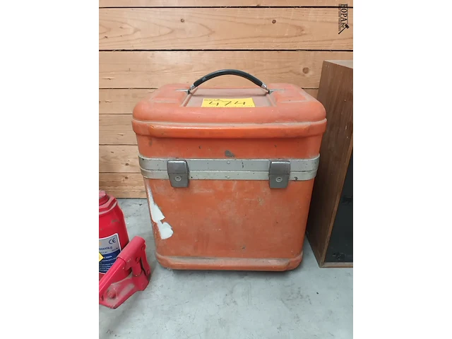 Lot 474 - ammann lasertoestel in koffer - afbeelding 2 van  5