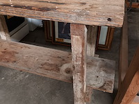 Lot 476 - houten werkbank met bankschroef - afbeelding 3 van  4
