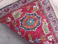 Lot 478 - handgeweven oosters tapijt - afbeelding 3 van  4