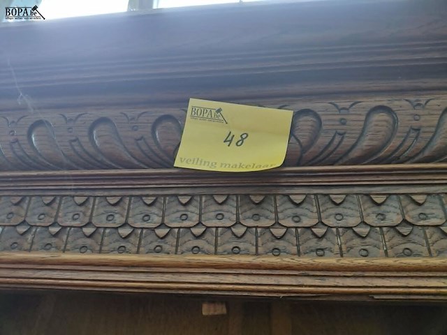 Lot 48 - antieken kast louis xv met spiegelraamdeuren - afbeelding 2 van  7
