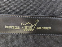 Lot 48 - bestekset solingen met certificaat compleet - afbeelding 3 van  4