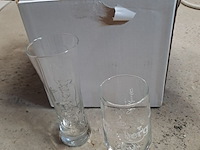 Lot 48 - carlsberg glazen - afbeelding 1 van  1