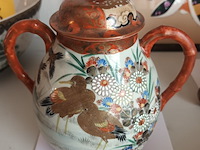 Lot 48 - chinese dekselpot - afbeelding 1 van  6