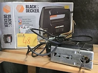 Lot 48 - decoupeerzaag black en decker