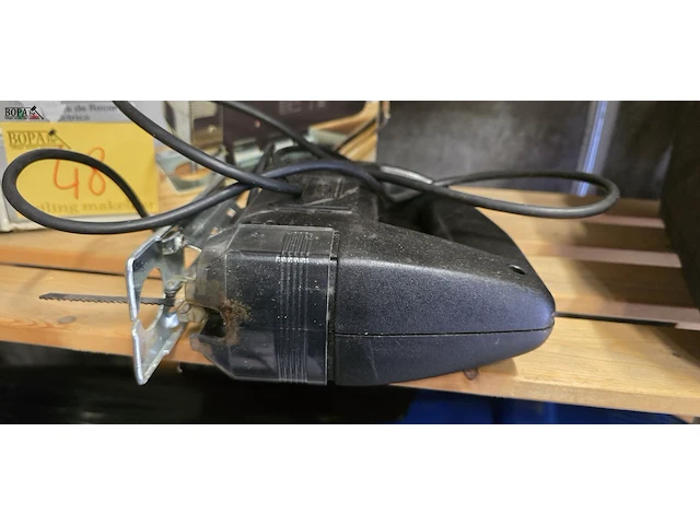 Lot 48 - decoupeerzaag black en decker - afbeelding 4 van  4