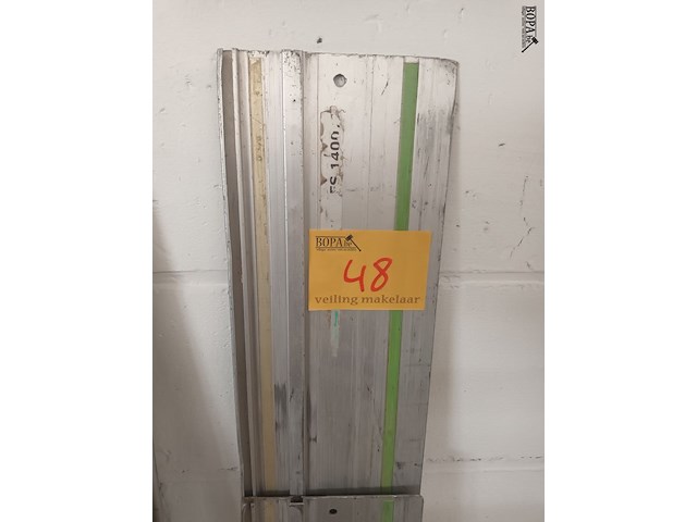 Lot 48 - geleiderails festool. 2 stuks - afbeelding 1 van  4