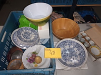 Lot 48 - keukengerei en servies - afbeelding 1 van  4
