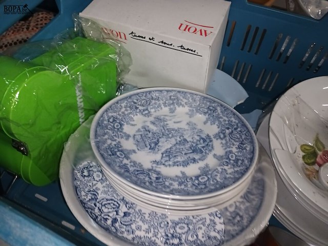 Lot 48 - keukengerei en servies - afbeelding 4 van  4