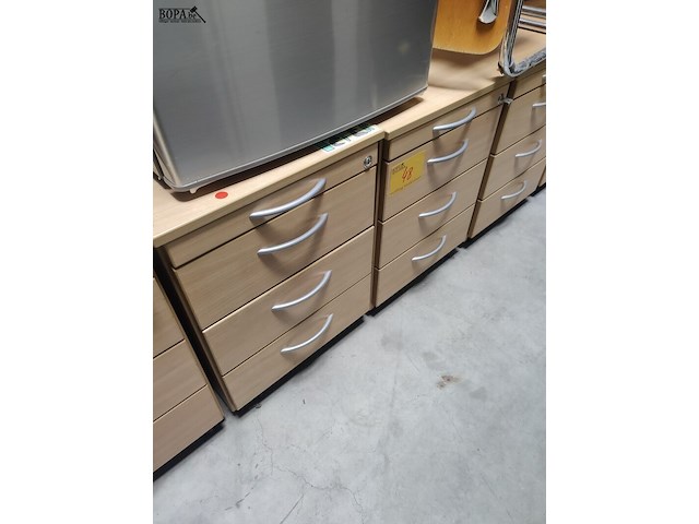 Lot 48 - ladenblokjes - 2 stuks - afbeelding 1 van  2