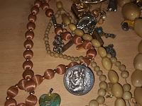 Lot 48 - lot juwelen, spelden en medailles - afbeelding 3 van  4